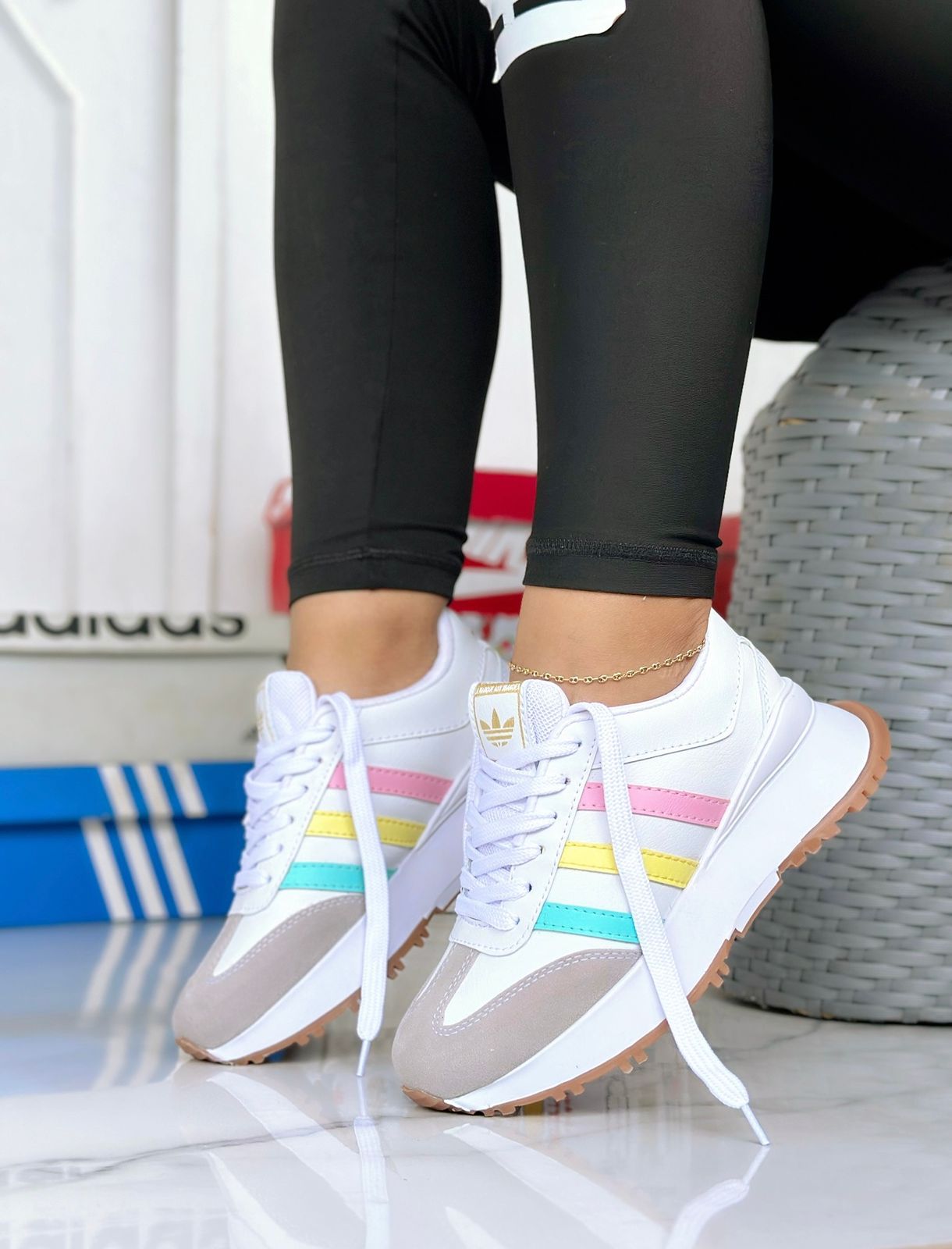 Deportivos Adi Dama para toda ocasion